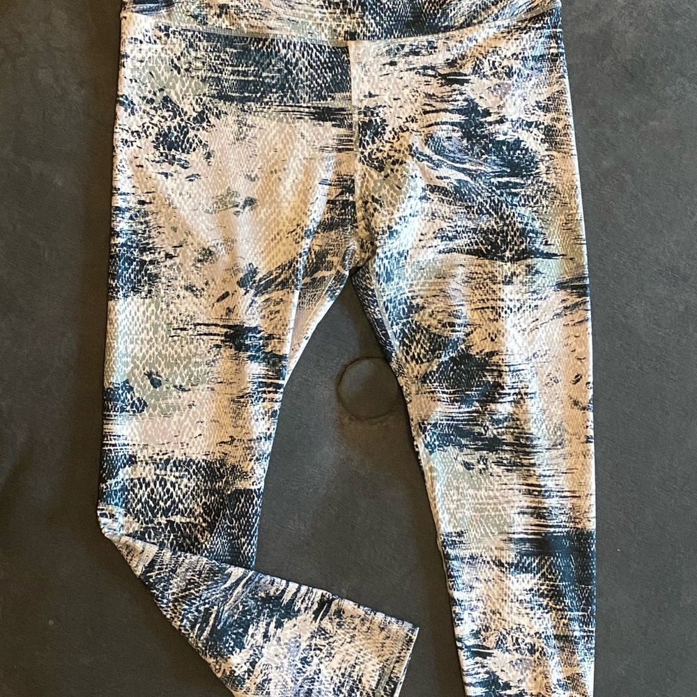 Fabletics full length leggings